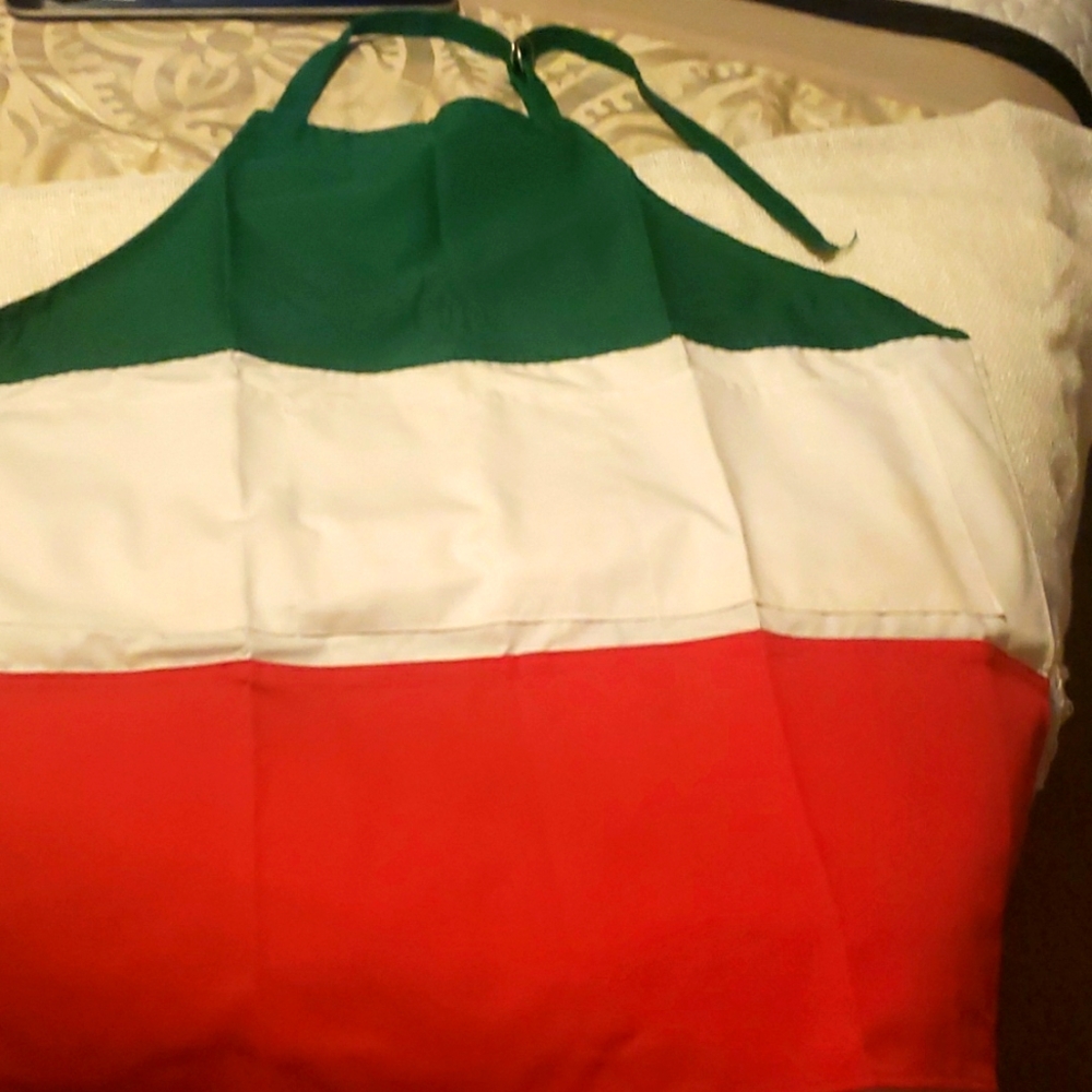 Apron - Red Green and White NWOT